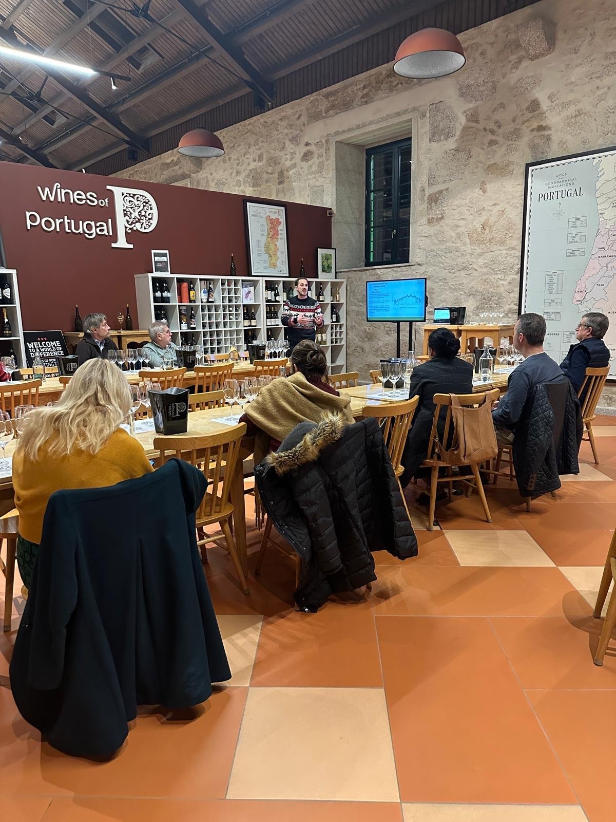 Vinhos Verdes &agrave; mesa de Inverno em masterclass no Porto